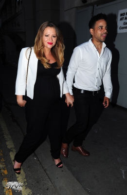 Cheryl2C_Kimberley_and_Nicola_arriving_at_Cheryl_s_wedding_party_21_07_14_289429.jpg