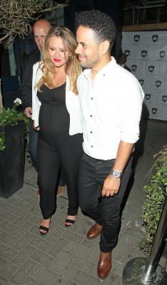 Cheryl2C_Kimberley_and_Nicola_leaving_Cheryl_s_wedding_party_21_07_14_2816929.jpg