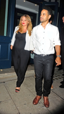Cheryl2C_Kimberley_and_Nicola_leaving_Cheryl_s_wedding_party_21_07_14_2818229.jpg