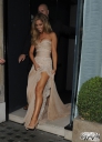 Имя файла=Cheryl_arriving_at_her_perfume_launch2C_London_23_07_14_289029.jpg
Размер файла=382КБ
Размеры=1594x2203
Дата=Июль 23, 2014 Cheryl_arriving_at_her_perfume_launch2C_London_23_07_14_289029.jpg