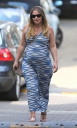 Имя файла=Kimberley_Walsh_seen_out_in_North_London_04_08_14_282229.jpg
Размер файла=1088КБ
Размеры=2850x4724
Дата=Авг 15, 2014 Kimberley_Walsh_seen_out_in_North_London_04_08_14_282229.jpg