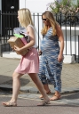 Имя файла=Kimberley_Walsh_seen_out_in_North_London_04_08_14_28829.jpg
Размер файла=1496КБ
Размеры=2850x4077
Дата=Авг 15, 2014 Kimberley_Walsh_seen_out_in_North_London_04_08_14_28829.jpg