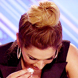 tumblr_nb7e0gWRC91r34jaio9_250.gif