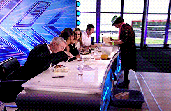 tumblr_nbuz3wj1871so63s4o8_250.gif