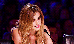 tumblr_nbxtdnX0Q31s0y7wio4_250.gif
