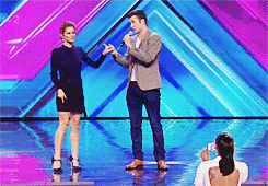 tumblr_ncbc2cBCDI1roh2gxo5_250.gif