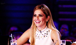 tumblr_ncweh9j5OR1s0y7wio2_250.gif
