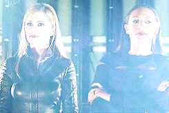 tumblr_nb5k7m2xUQ1rfmcejo4_250.gif