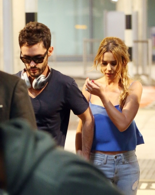 Cheryl_and_JB_at_Heathrow_Airport_03_09_14_281729.jpg