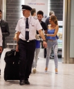 Имя файла=Cheryl_and_JB_at_Heathrow_Airport_03_09_14_28629.jpg
Размер файла=932КБ
Размеры=2200x2613
Дата=Сент 04, 2014 Cheryl_and_JB_at_Heathrow_Airport_03_09_14_28629.jpg