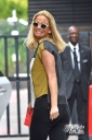 Sarah_Harding_leaving_the_ITV_Studios_04_09_14_28129.jpg