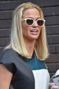 Sarah_Harding_leaving_the_ITV_Studios_04_09_14_282129.jpg