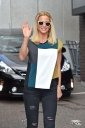 Sarah_Harding_leaving_the_ITV_Studios_04_09_14_282729.jpg