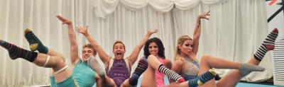 Sarah_Harding_wears_Odd_Socks_for_Harrys_Fund_2014_28229.jpg