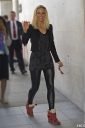 Sarah_Harding_arriving_at_Radio_1_09_09_14_2811229.jpg
