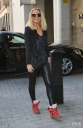 Sarah_Harding_arriving_at_Radio_1_09_09_14_28529.jpg