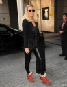 Sarah_Harding_arriving_at_Radio_1_09_09_14_286329.jpg