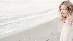 tumblr_ncvdosJt7k1tvhd20o4_250.gif
