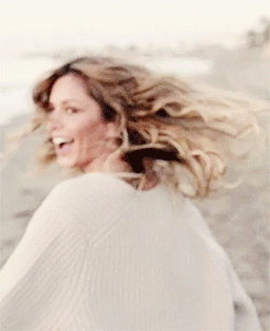 tumblr_ncvfznS2za1roh2gxo3_250.gif