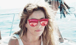 tumblr_ncvgwdXhyg1u0v94uo6_250.gif