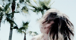 tumblr_ncvjndQjVA1tvhd20o2_250.gif