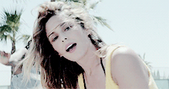 tumblr_ncvjndQjVA1tvhd20o5_250.gif
