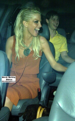 Girls_Aloud_At_The_Embassy_Club2C_London_30_05_05_283729.jpg