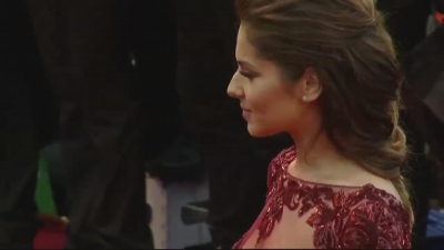 Chezza_stuns_in_maroon_dress_at_Cannes_mp40035.jpg