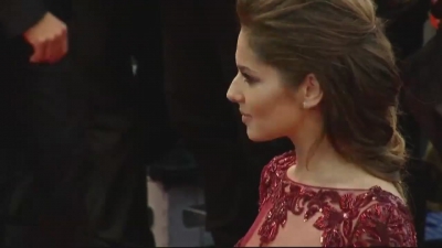 Chezza_stuns_in_maroon_dress_at_Cannes_mp40038.jpg