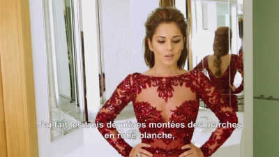 elle_d25E9voile_son_look_L_Or_Sunset_mp40262.jpg