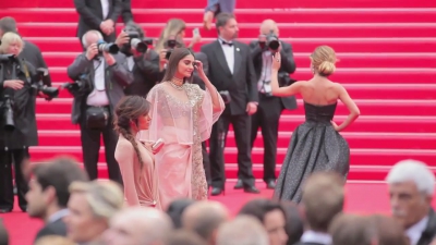 Cannes_Festival_2014_Jessica_C2C_Cheryl_Cole2C_Eva_L__mp40116.jpg