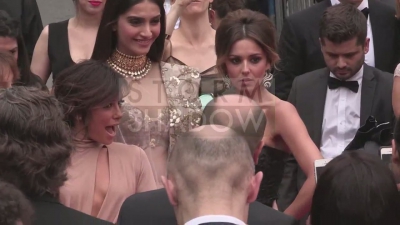 Cheryl_Cole_at_Foxcatcher_film_red_carpet_presentation_in_Cannes_mp40051.jpg