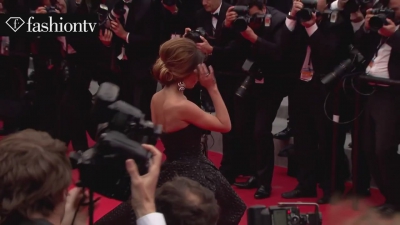 Olivia_Ruiz2C_Cheryl_Cole2C_Sonam_Kapoor_at_the_Cannes_2014_Premiere_of_Foxcatcher_-_FashionTV_mp40174.jpg