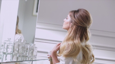 Cheryl_-_Behind_the_Scenes_for_Elnett_by_LOreal_Paris_mp40016.jpg