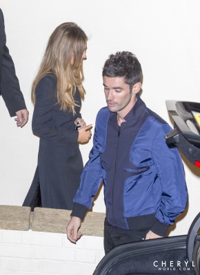 Cheryl_and_JB_Leaving_Fountain_Studios_11_10_14_283729.jpg