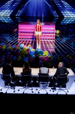 Performance_Show_11_10_14_289129.jpg