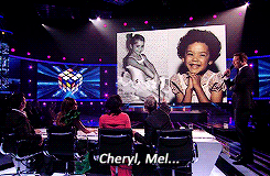 tumblr_ne27x6krdh1so63s4o4_250.gif