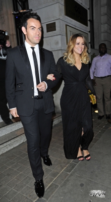 Kimberley_Walsh_leaving_the_Spectacle_Wearer_of_the_Year_Awards_07_10_14_28229.jpg