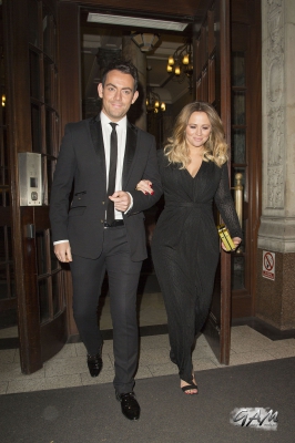 Kimberley_Walsh_leaving_the_Spectacle_Wearer_of_the_Year_Awards_07_10_14_28729.jpg
