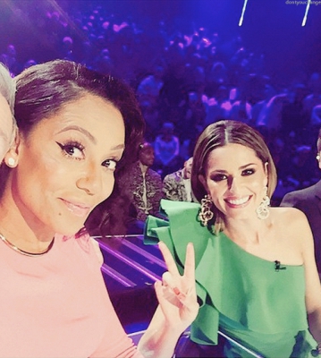 X-factor_Live_Show_18_10_14_28729.jpg