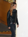 Имя файла=Cheryl_leaving_Fountain_Studios_18_10_14_283529.JPG
Размер файла=3880КБ
Размеры=2512x3328
Дата=Окт 19, 2014 Cheryl_leaving_Fountain_Studios_18_10_14_283529.JPG