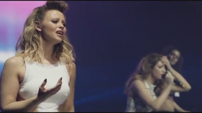 Girls_Aloud_-_Beautiful_Cause_You_Love_Me_5BTen-_The_Hits_Tour_2013_DVD5D_mp40170.jpg