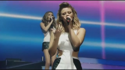 Girls_Aloud_-_Beautiful_Cause_You_Love_Me_5BTen-_The_Hits_Tour_2013_DVD5D_mp40230.jpg