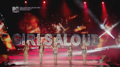 Girls_Aloud_-_Ten_-_The_Hits_Tour_2013_-_1080p_-_MTV_Live_HD_mkv0207.jpg