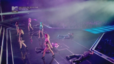 Girls_Aloud_-_Ten_-_The_Hits_Tour_2013_-_1080p_-_MTV_Live_HD_mkv0355.jpg