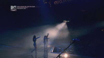Girls_Aloud_-_Ten_-_The_Hits_Tour_2013_-_1080p_-_MTV_Live_HD_mkv0530.jpg