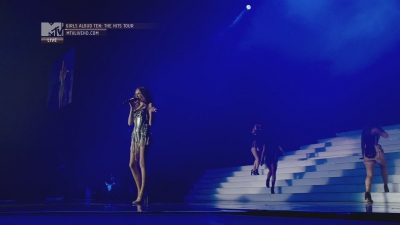 Girls_Aloud_-_Ten_-_The_Hits_Tour_2013_-_1080p_-_MTV_Live_HD_mkv0545.jpg