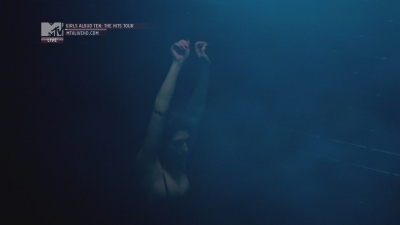 Girls_Aloud_-_Ten_-_The_Hits_Tour_2013_-_1080p_-_MTV_Live_HD_mkv0564.jpg