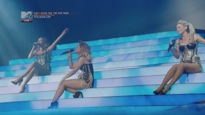 Girls_Aloud_-_Ten_-_The_Hits_Tour_2013_-_1080p_-_MTV_Live_HD_mkv0742.jpg