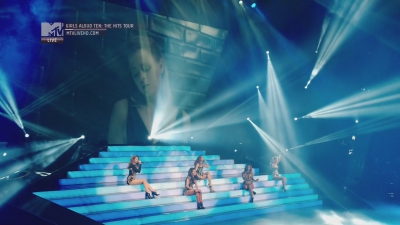 Girls_Aloud_-_Ten_-_The_Hits_Tour_2013_-_1080p_-_MTV_Live_HD_mkv0749.jpg